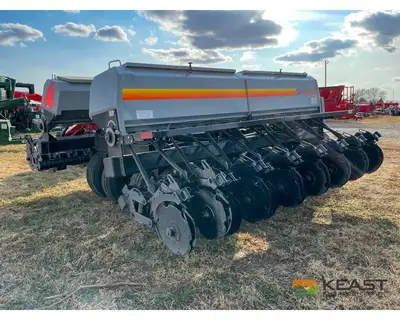 Used CRUSTBUSTER _UNKNOWN_ No-Till Drills Iowa US | Keast Enterprises #1360247