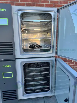 USED CARON 7002-10-1 DOUBLE STACK HEATED INCUBATOR, 10 CU. FT, 70ºC, 115 VAC