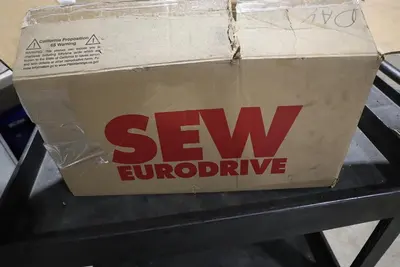 NEW Sew Eurodrive S47 DRN80M4/BE1HR Helical Worm Gearmotor STOCK H822