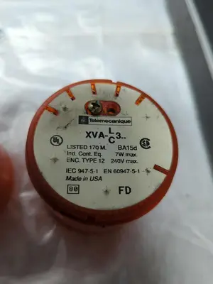 Used TELEMECANIQUE XVA-LC3 Lighting Ohio US | Surplus Asset Holdings #1243618