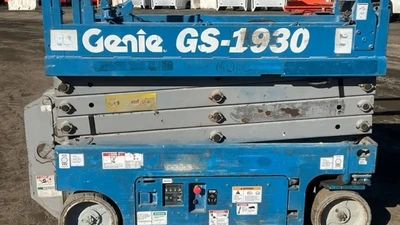 USED 2017 Genie GS-1930