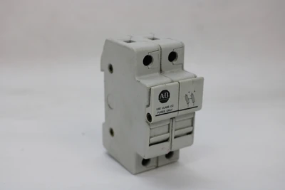 USED ALLEN BRADLEY 1492-FB2C30