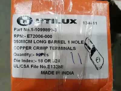 NEW 2006 UTILUX 1-1099899-3