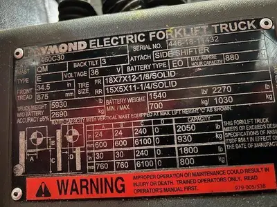 Used RAYMOND 4460C30 3-Wheel Sit down Electric Counterbalance Forklifts Illinois US | Somerset Equipment Sales #1546157