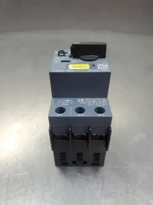 USED Siemens Sirius 3RV2021-1FA10 Circuit Breaker Motor Start Protector