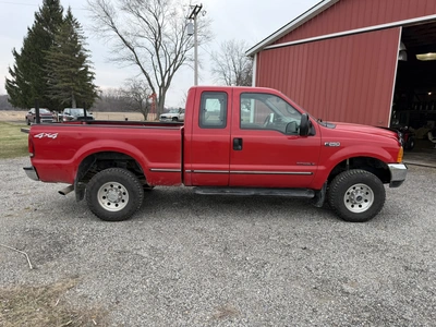 USED 2000 FORD F250