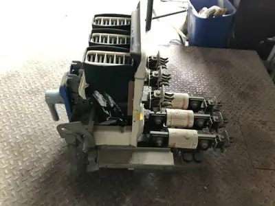 GE 224A3598-368 600A 3 Pole Low Power Circuit Air Breaker 600V 60Hz AK-2-25-1