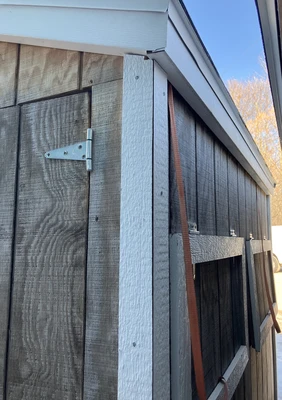 Hunting blind. Approximate max dimensions: Height 92", width 67", depth 90"