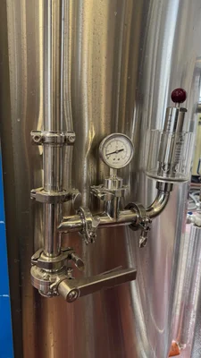 O’Neill 7 BBL (217 Gallon) Jacketed & Insulated Stainless Brite Tank