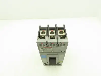 Siemens FXD63B200 Sentron Circuit Breaker 200A 3 Pole 600V FXD6-A Magnetic Adj
