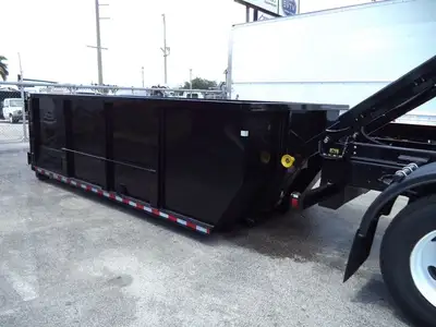 Used 2019 INTERNATIONAL _UNKNOWN_ Hooklifts & Roll-Offs Florida US | TLC Truck & Equipment #1568913