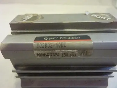 NEW SMC CQ2B32-40DC