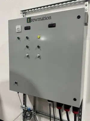 USED 2024 STOUT 7BBL BREWING SYSTEM