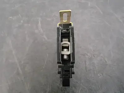 USED SQUARE D QOU110