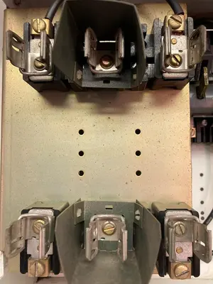 Used ALLEN-BRADLEY 2192F-BJC-24 Miscellaneous Equipment (Electrical & Power) | Surplus Asset Holdings #1204063