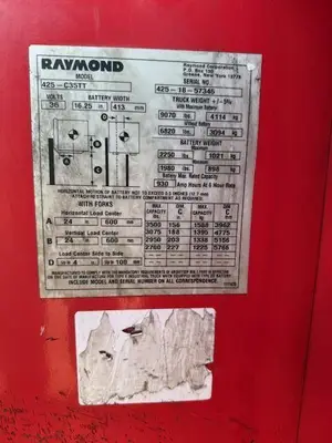 Used 2018 RAYMOND 425C35TT 3-Wheel Stand up Electric Counterbalance Forklifts Illinois US | Somerset Equipment Sales #1546184