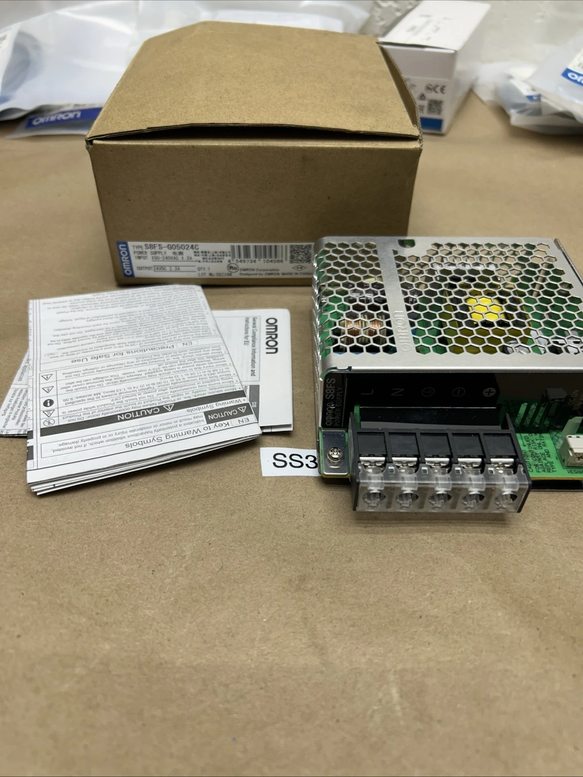 NEW Omron S8FS-G05024C