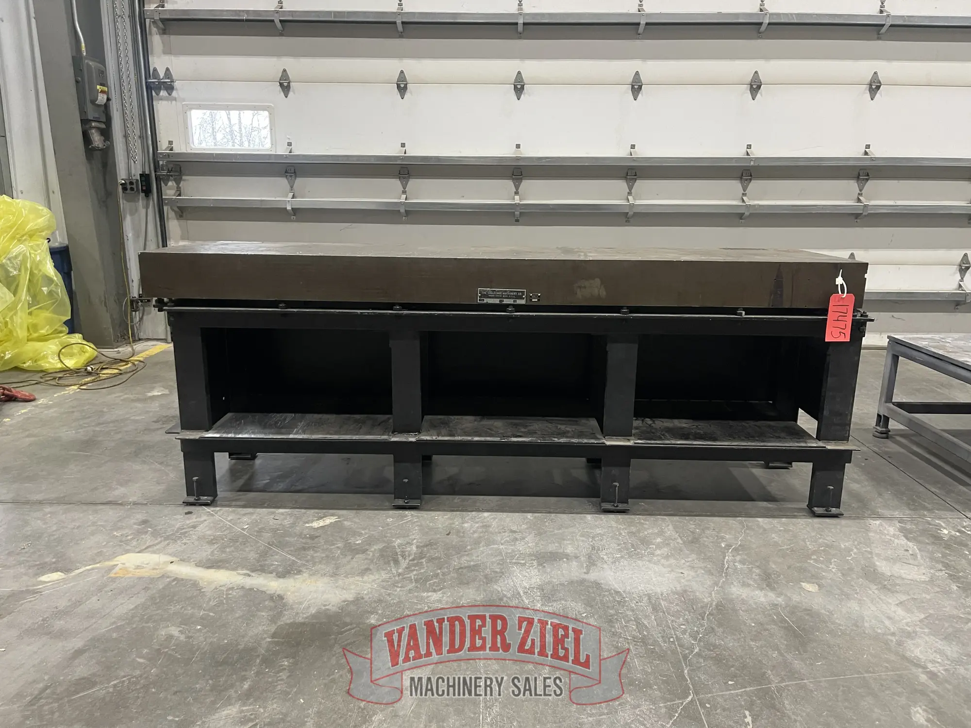 Used CHALLENGE CHALLENGE 24" X 96" X 6" H LAYOUT TABLE Granite Surface Plates Michigan US | Vander Ziel Machinery Sales #1262359