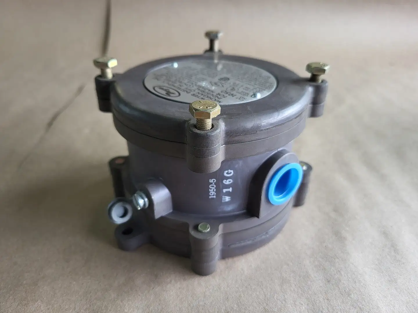 NEW DWYER INSTRUMENTS 1950-5-2F