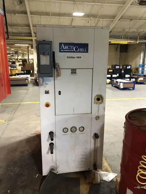 Used _UNKNOWN_ PACVPV0050S4 Chillers | D & D Industries #438126
