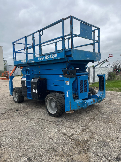 Used 2017 Genie GS-5390 RT Scissor Lifters Wisconsin US | Stack Equipment #1080336