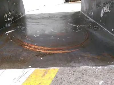 Chocolate Hopper with Pneumatic Gate