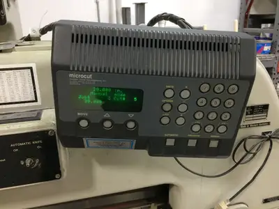 Polar 107EL - 40 Inch -Programmable Paper Cutter