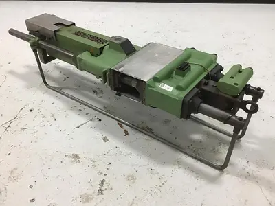 USED ARBURG 320M 750-210 / IU