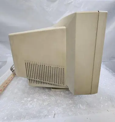 DELL COMPUTER COLOR GRAPHIC DISPLAY ULTRASCAN 1000HS SERIES D1025TM