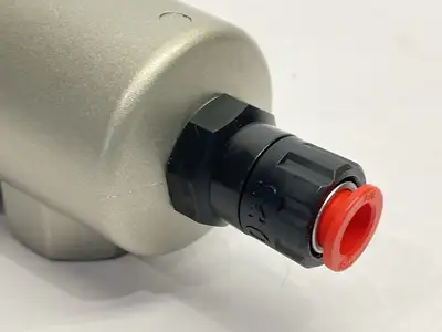 USED SMC PNEUMATIC WATER SEPARATOR AMBIENT DRYER