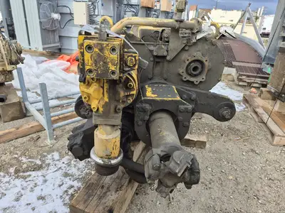USED 2017 KOMATSU R561-13-51030