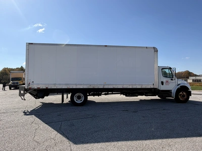 Used 2016 FREIGHTLINER BUSINESS CLASS M2 26' BOX TRUCK Box trucks Ohio US | Miedema Asset Management Group #1709388
