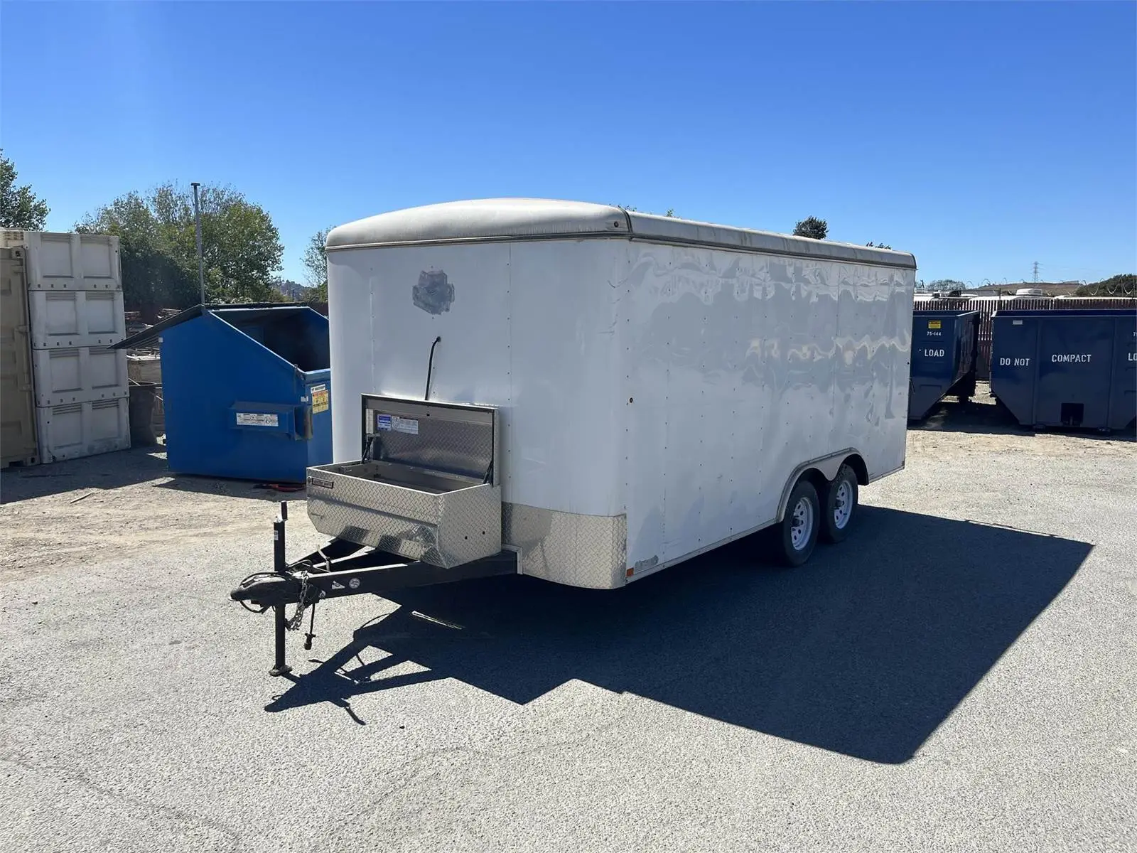USED 2010 VICTORY 102