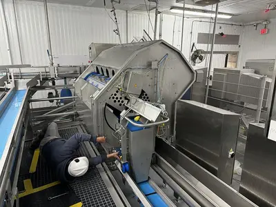 USED 2017 JBT FINTON SWEET BELL PEPPER COREING MACHINE 2016115/320