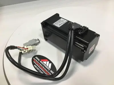 USED YASKAWA ELECTRIC SGMAA-04AAAYU41