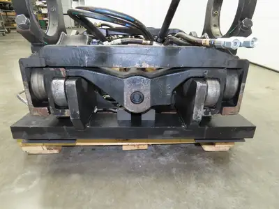 Hyster E80XN Forklift Mast Class IV 2 Stage 4 Lever 144.7" Lift 7000lb