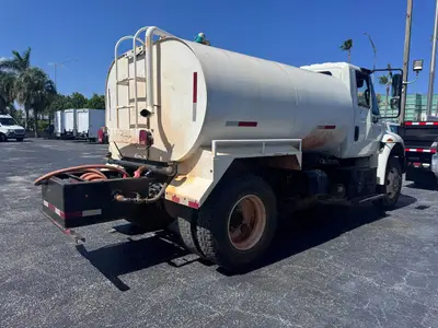 Used 2017 INTERNATIONAL DURASTAR 4300 Water Trucks Florida US | Truck and Van Outlet #1509233