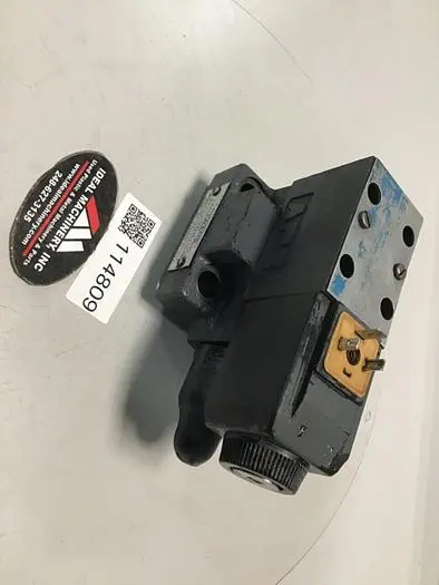 Used VICKERS CVCS25C1S2W24510AP10 Valves/Fittings Michigan US | Ideal Machinery #703667