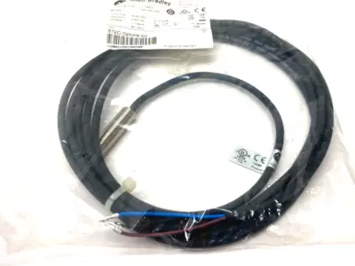 872C-D2NP8-E2 | Allen Bradley  Ser. E Inductive Proximity Sensor NO LOCKNUTS - New Other