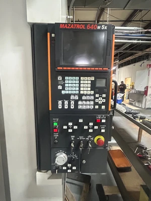 2004 Mazak Variaxis 500 5X 5 Axis 2 Pallet Milling Machine