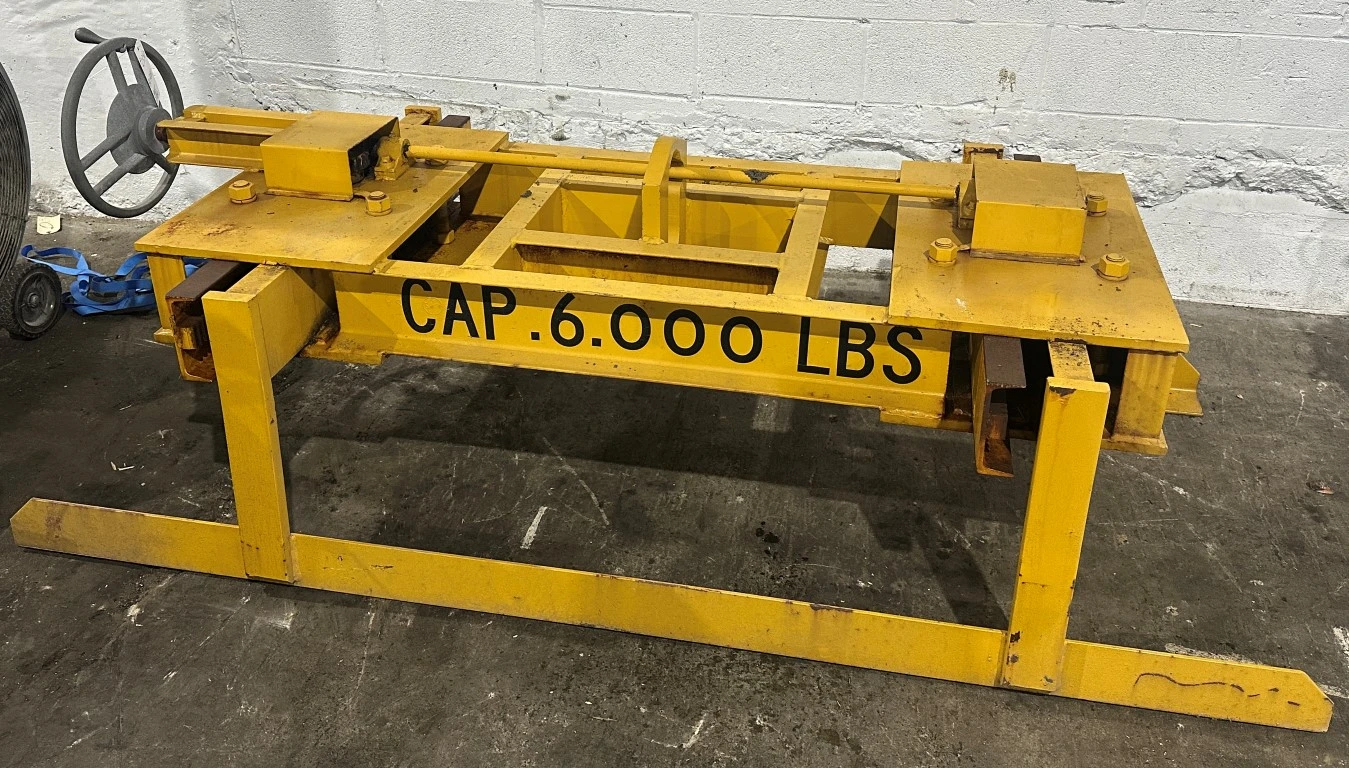 BUSHMAN 5500 6,000LBS. SHEET LIFTER
