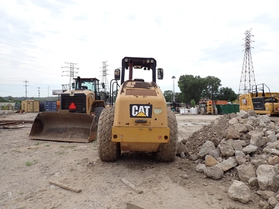 Used 2015 Caterpillar CS56B Single Drum Rollers Kansas US | Zadoon Equipment #1480895