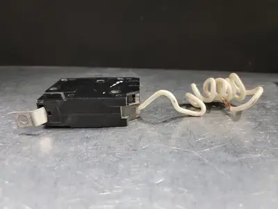 15 Amp, 1 Pole, 240 volts Circuit Breaker
