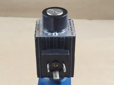 USED COMMAND CONTROLS EMDV-12-N-3C-10TA-24DG