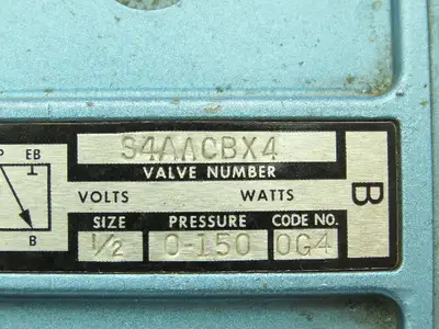 Skinner S4AACBX4 Pneumatic Directional Control Spool Valve 5/2 Pos 150 PSI