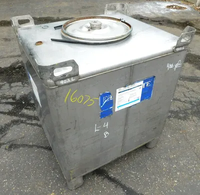 USED HOOVER GROUP TOTE 400 GALLON