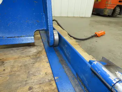 Used VESTIL _UNKNOWN_ Misc Lifts Indiana US | Arrow Industrial #1408599