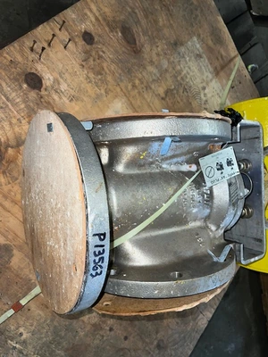 8" Stainless Steel Tufline 3 way AX Plug Valve , Air Operated