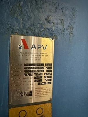 APV Plate Heat Exchangers R5MGS-16, 14"W x 5’H, 200 PSI, 230*F