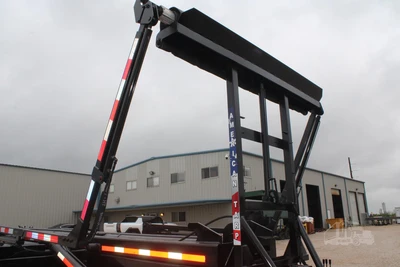 Used 2018 FREIGHTLINER 114SD Rolloff Trucks Texas US | Roll Off Truck World #1491762